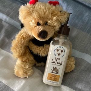Honey body lotion 🐝